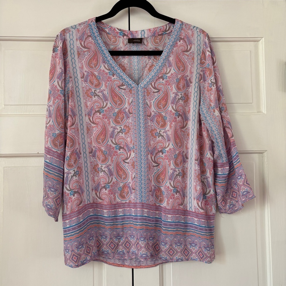 Crosby‎ V Neck Blouse Size Large Boho Paisley Pastel Print Rayon Peasant Top 3/4